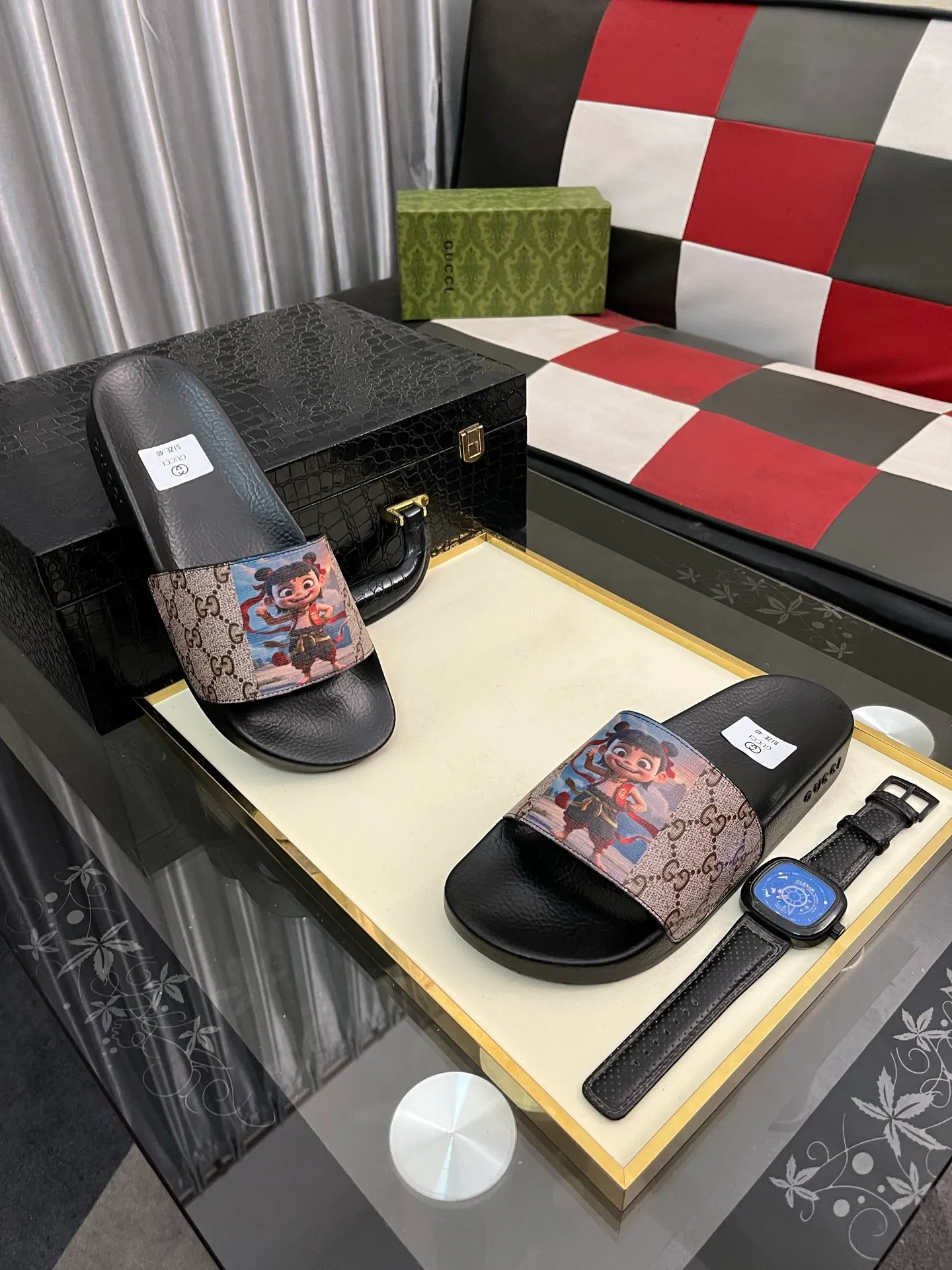 Men's Men's Shoes💰220⌚️⌚️ＧＵＣＣＩ.Gucci.Official website 1:1 popular slippers on sale! Original original material 🩴 SIZE: 38-46 (45.46 non-refundable)